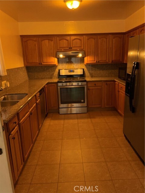 Primary Photo - 22317 Ward St