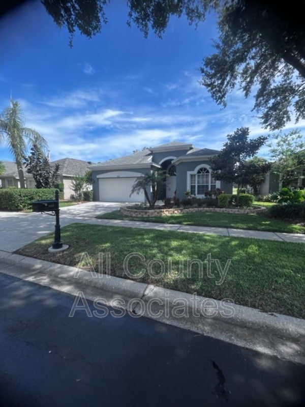 Building Photo - 4419 Sawgrass Dr