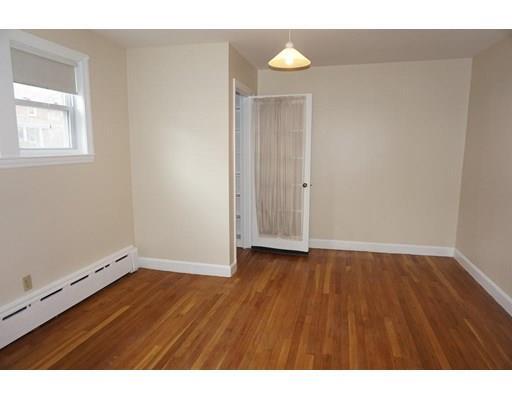 Foto principal - 194 Adams St