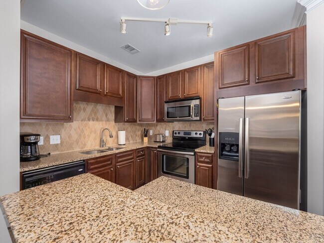 Foto del edificio - 3373 Renaissance Park Pl