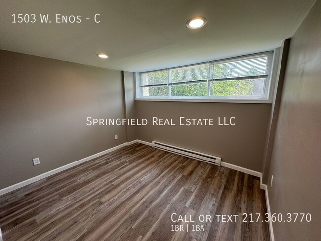 Building Photo - Modern 1 Bed 1 Bath Apartment with Ample S...