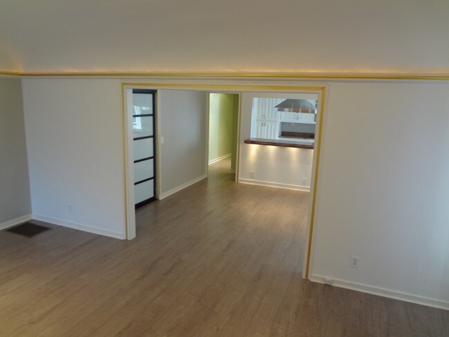 Open floor plan - 1150 N Gardner St