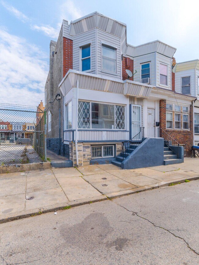 Foto del edificio - 1823 S Yewdall St