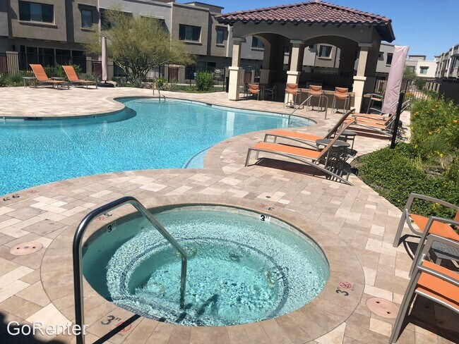 Foto del edificio - 3 br, 2.5 bath House - 7344 E Vista Bonita Dr