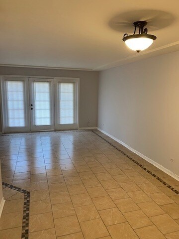 Primary Photo - 4150 Williamsburg Ct