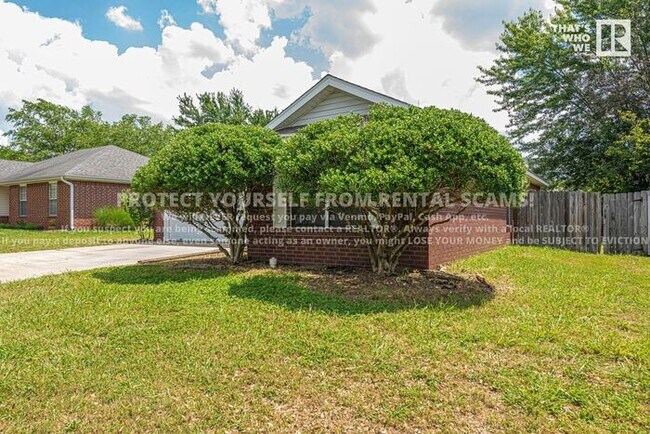 Foto del edificio - 1210 S Jasmine Ln