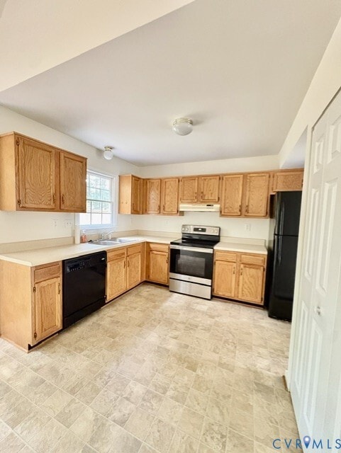 Building Photo - 5633 Lake Sharon Dr