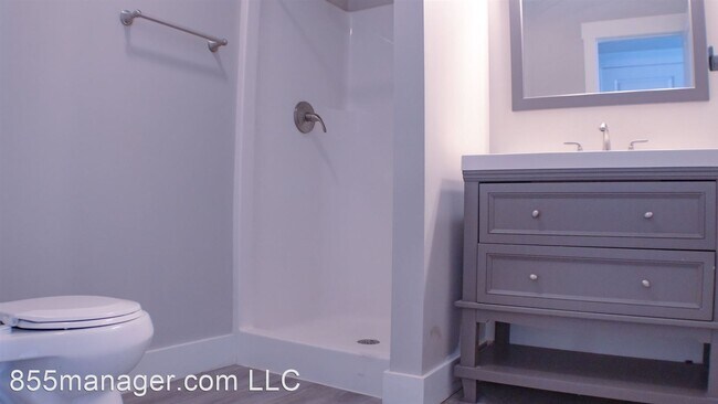 Foto del edificio - 3 br, 3 bath House - 115 Whispering Pines Dr