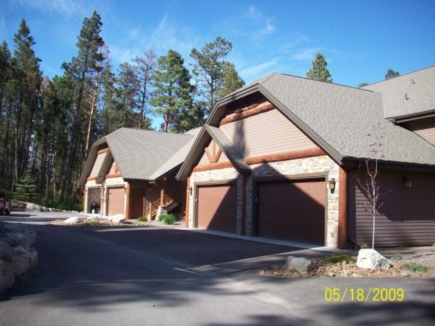 Building Photo - The Villas at Juniper Bay