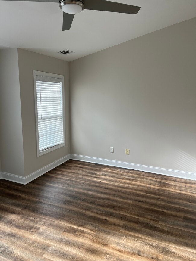 Photo - Bayrose House