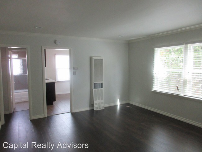 Building Photo - 32 Esperanza Ave