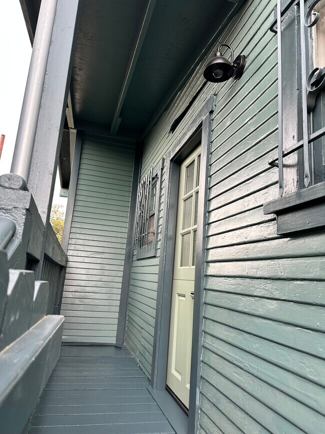 Porche privado - 1615 Shell Ave