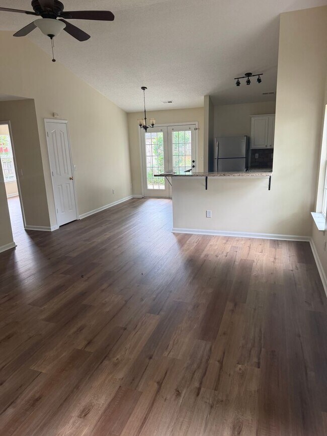 Foto del edificio - 4401 Brecon Ln