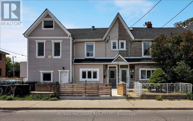 Building Photo - 16 Brock Ave