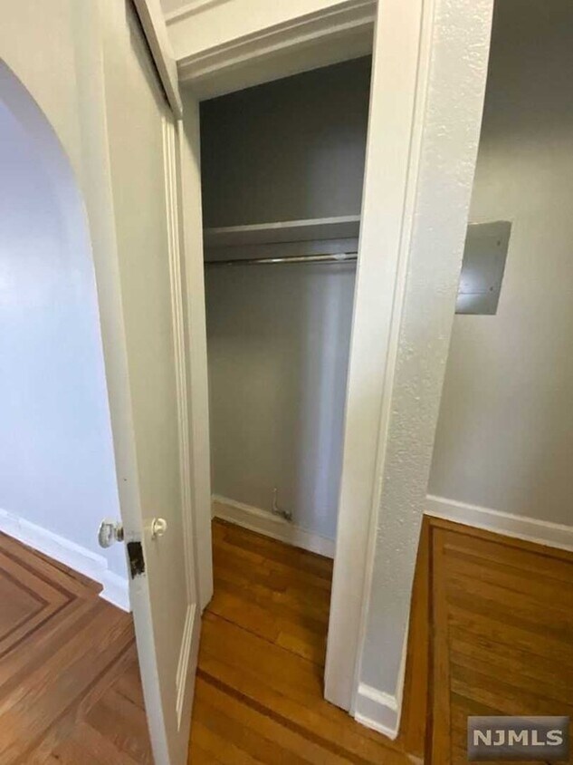 1 E Palisades Blvd Unit B34, Palisades Park, NJ 07650 Apartment for Rent in Palisades Park, NJ