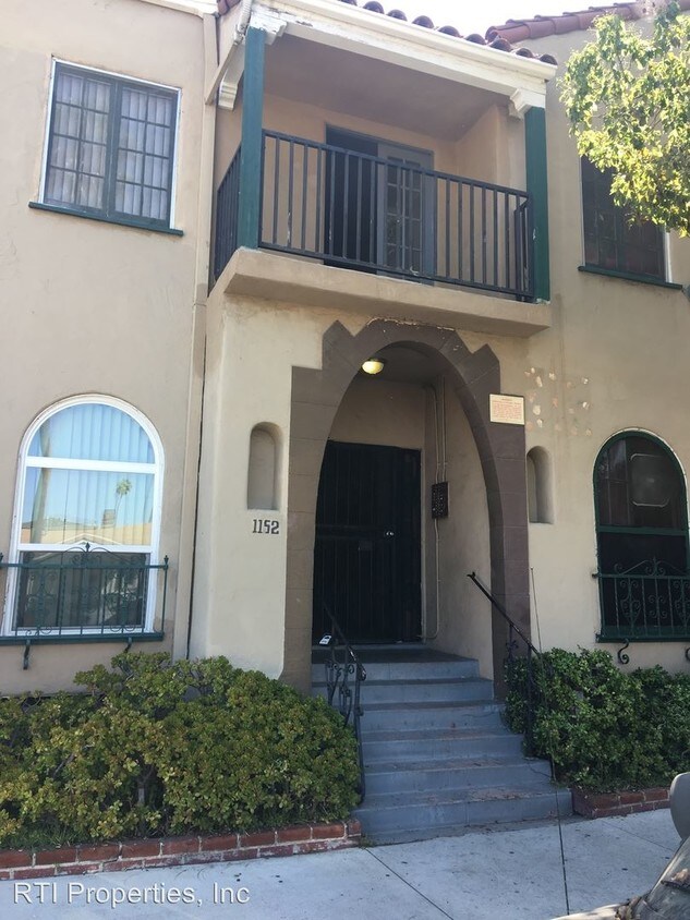 Primary Photo - 1152 Broad Ave