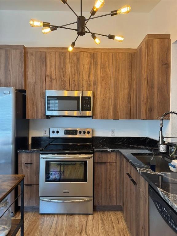 Foto del edificio - 3011 Cottage Grove Ct