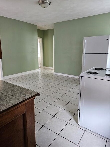 Foto del edificio - 37 Pleasant St