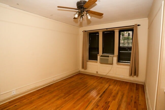 Building Photo - 849 W Wolfram St