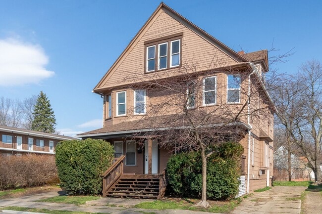Foto del edificio - 679-703 Sherman St