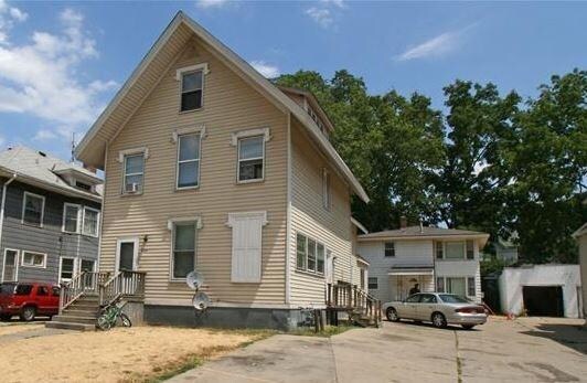 Primary Photo - 409-413 S Main St