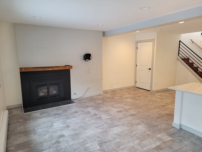 Foto del edificio - 311 Andora Ln