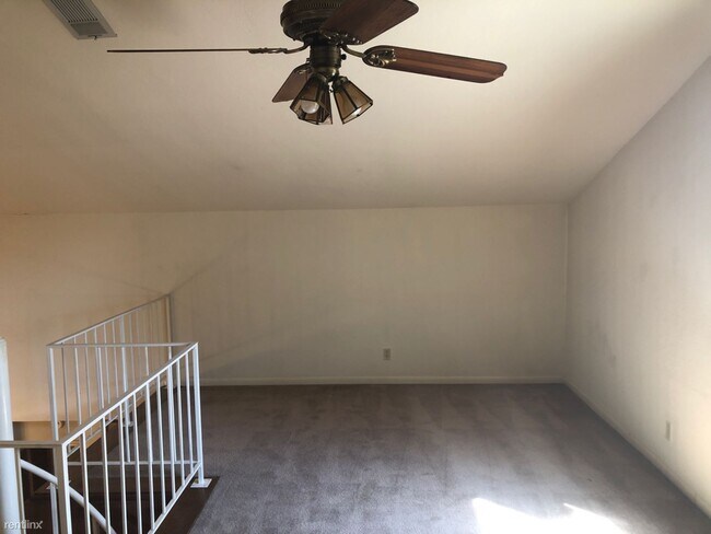Foto del edificio - 2 br, 1.5 bath Townhome - 912 Tortuga Ln