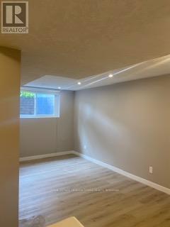 Photo du bâtiment - 115 Stephanie Dr