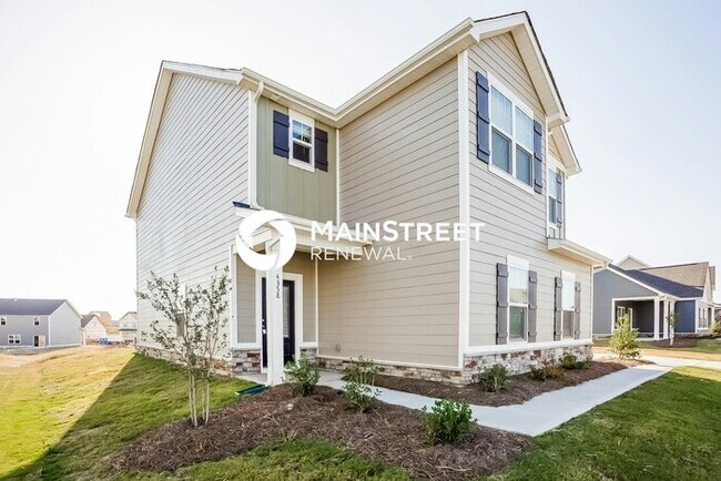 Foto del edificio - 3 Bedroom Pet-Friendly Home in Monroe, NC with Main Street Renewal