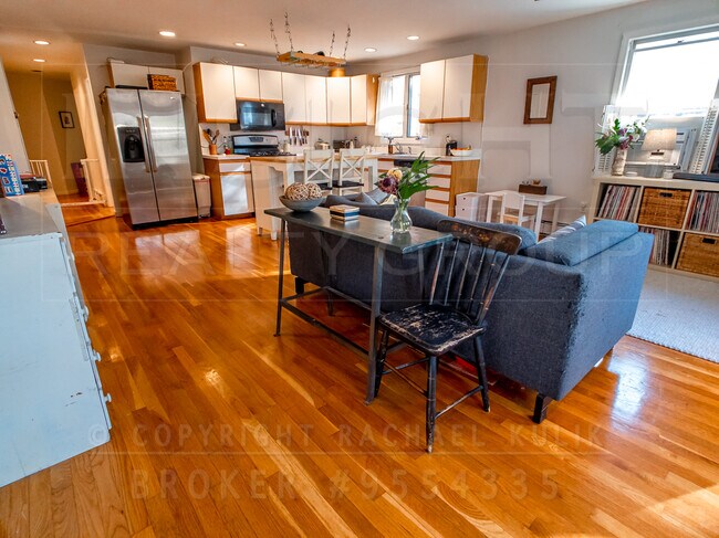 Foto del edificio - 294 Chestnut Ave