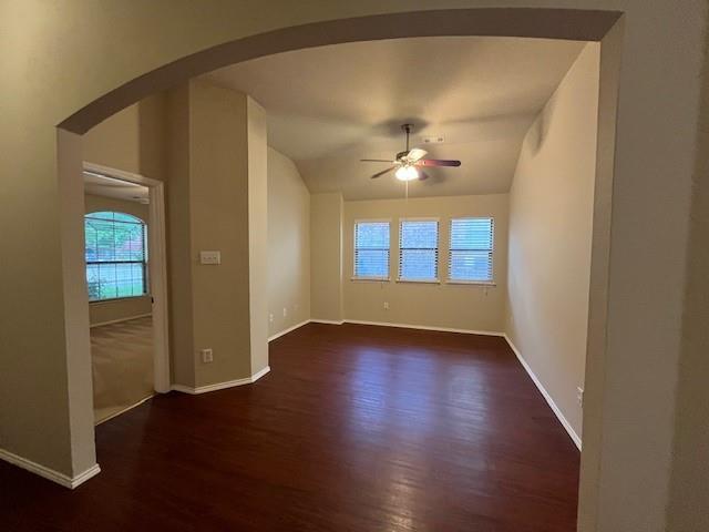 Building Photo - 621 Crystal Falls Dr