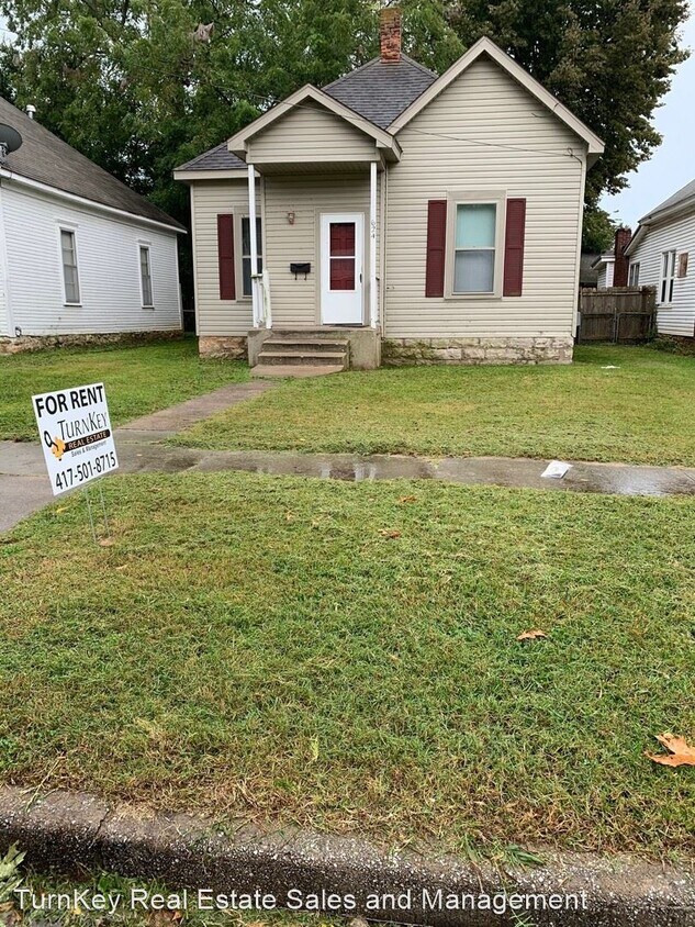 Primary Photo - 2 br, 1 bath House - 624 W Webster