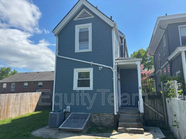 Building Photo - 150 E Mitchell Ave