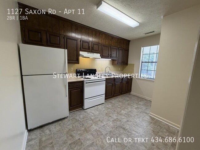 Foto del edificio - 1127 Saxon Rd