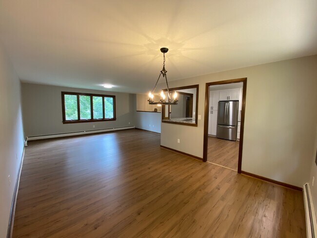 Foto del edificio - 132 Deborah Dr