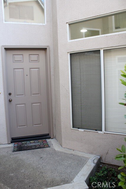 Building Photo - 28456 Yosemite Dr