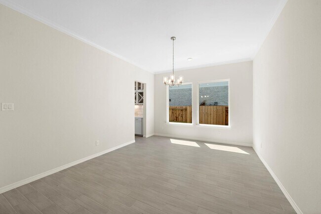 Foto del edificio - 9806 Oakwood Trl