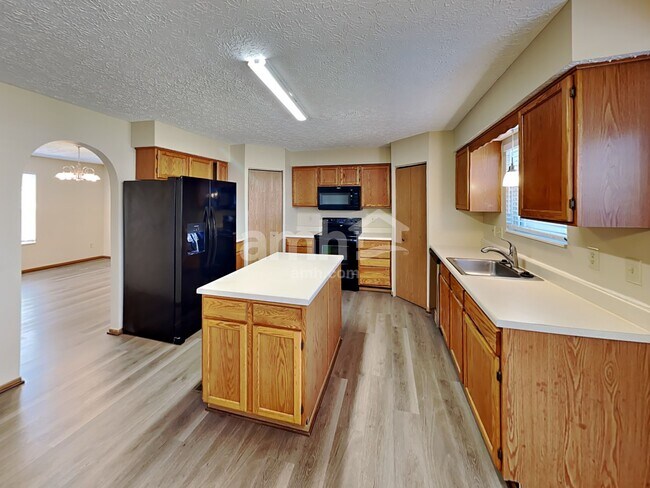 Building Photo - 5486 Avonhurst Ct