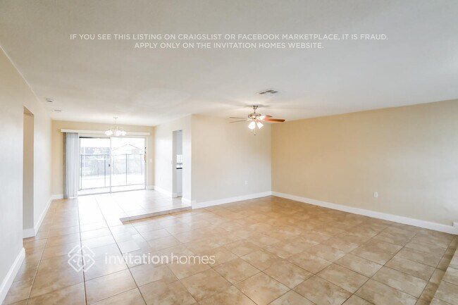 Foto del edificio - 9671 NW 24th St