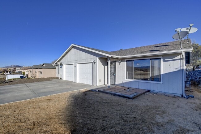 Building Photo - 7100 Roundup Dr
