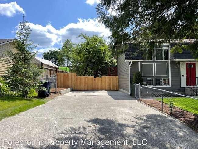 Building Photo - 3 br, 2 bath House - 12539 NE 156th St