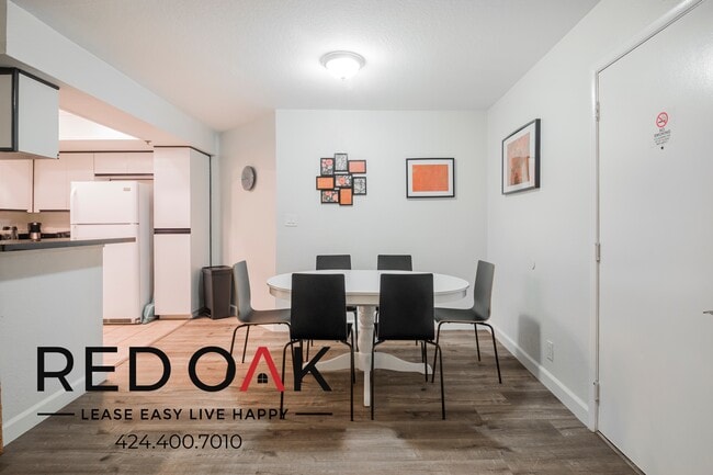 Foto del edificio - 1755 El Cerrito Pl