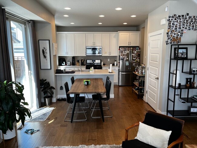 Photo - 6737 Canosa St House