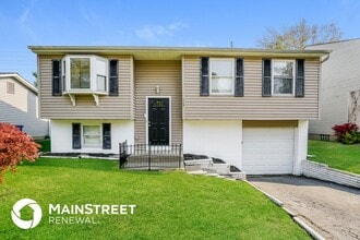 Building Photo - 2168 Jade St