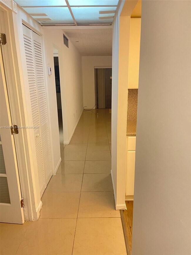 Foto del edificio - 8287 SW 128th St