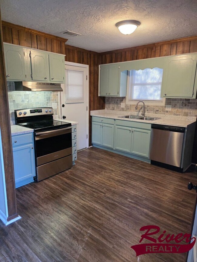 Foto del edificio - 3 Bedroom House in Hephzibah, Georgia