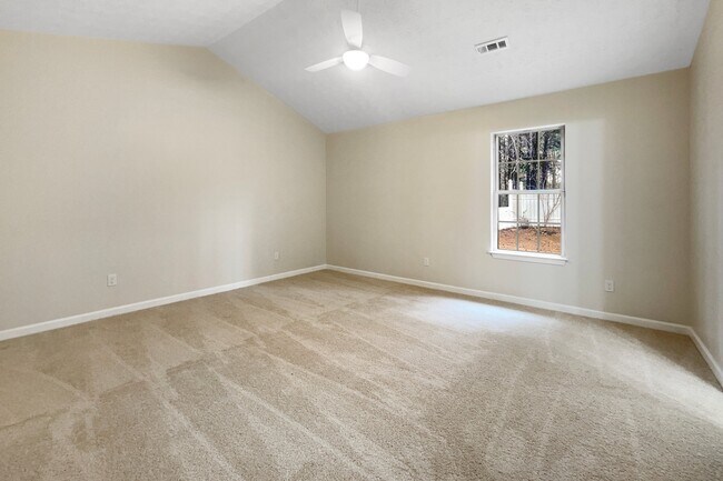 Building Photo - 773 Fieldstone Dr