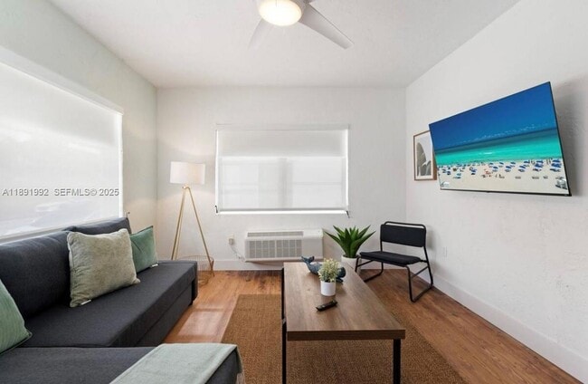 Building Photo - 7721 Harding Ave