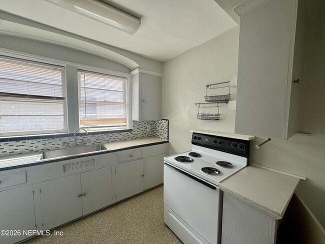 Foto del edificio - 2338 Oak St