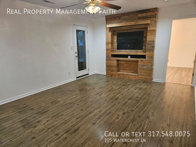 Foto del edificio - 105 Watercrest Ln